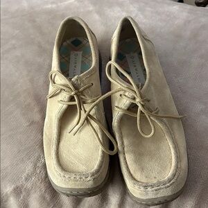 Airwalk Tan Suede Shoes